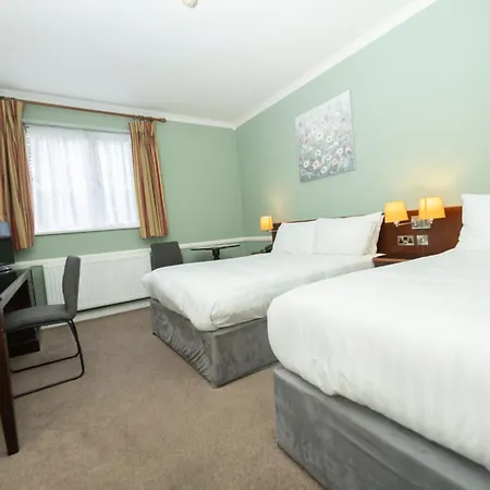 Hotel Court