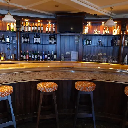 Court Кілларні