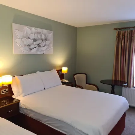 Court Готель 3*