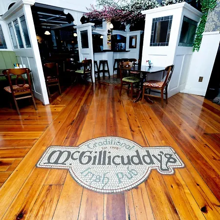 Court キラーニー