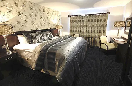 Hotel Court 3*