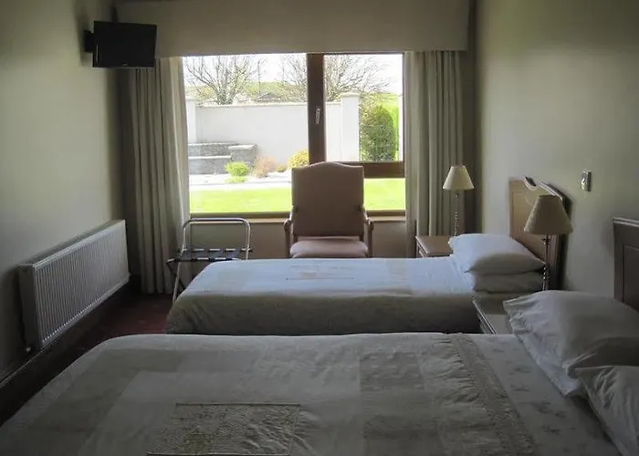 Court 3* キラーニー