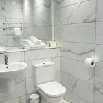 Готель Court 3*